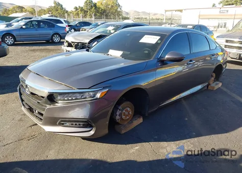 2019 Honda Accord Touring 2.0T из США, поврежденный, VIN 1HGCV2F9XKA024739